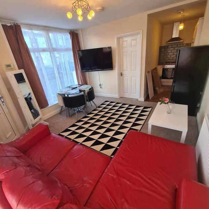 Groundfloor One Bedroom Apartment Ryde  Exterior photo